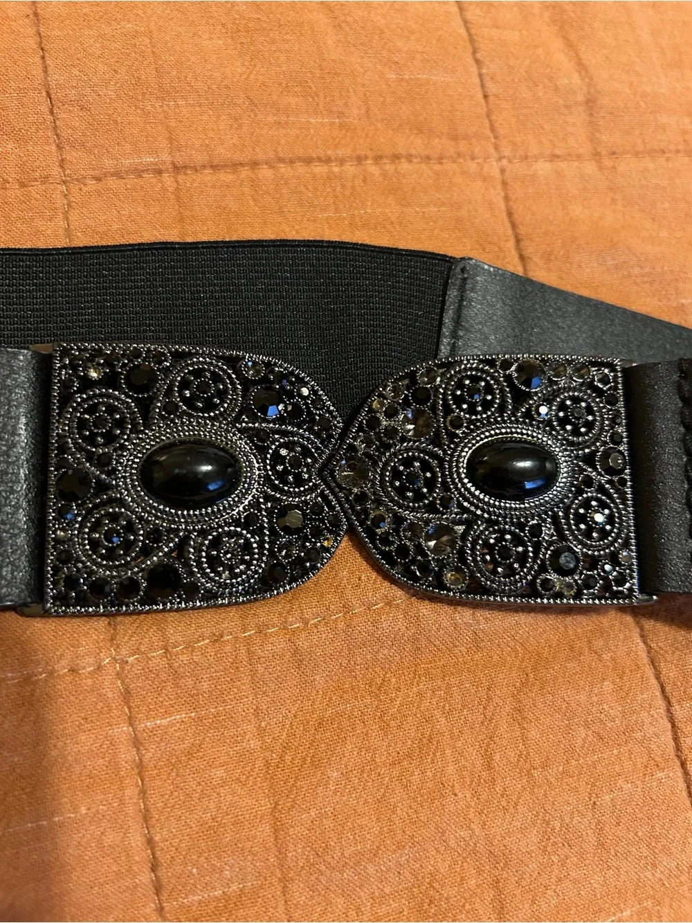 Chicos leather belt